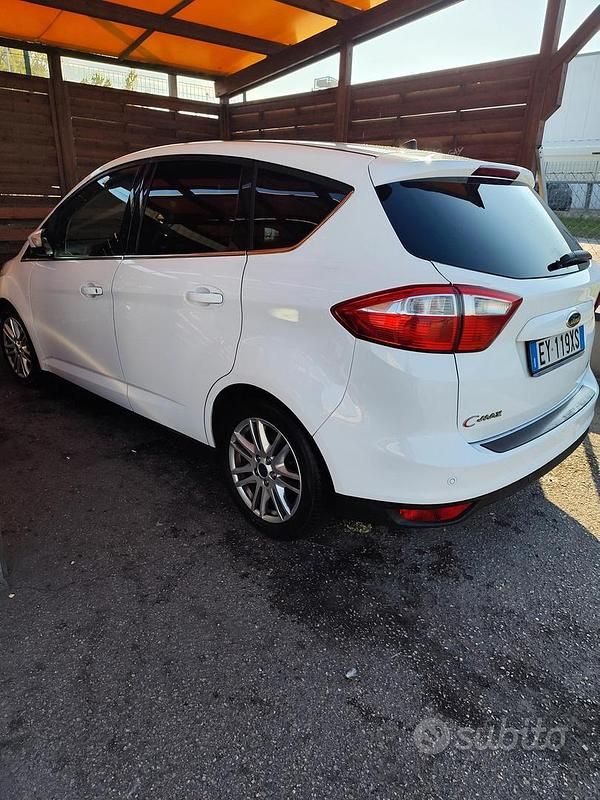 Usata Ford C-MAX Titanium 110 CV (80 kW) 2015 Bianco Monovolume