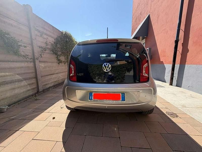 Usata VW up! Highline 75 CV (55 kW) 2014 Utilitaria