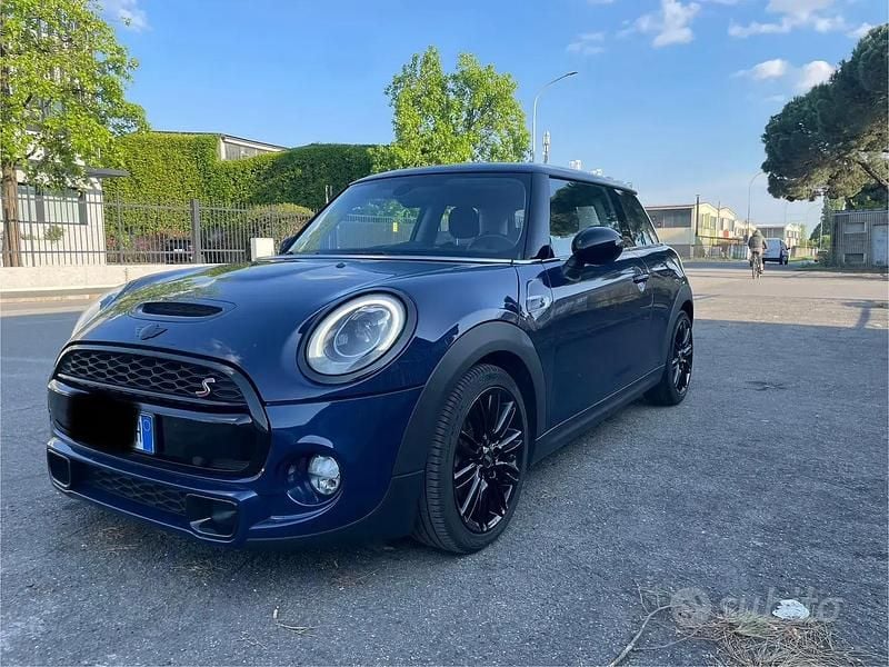 Begagnad Mini Cooper S 192 HK (141 kW) 2016 Blå Halvkombi