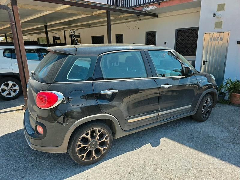 Usata Fiat 500L Trekking 95 CV (69 kW) 2017 Nero Monovolume