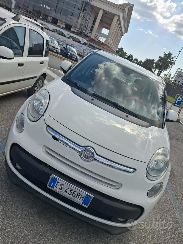Bianco Usata 2013 Fiat 500L Monovolume | 4000 € (Super prezzo) - Immagine 1/4