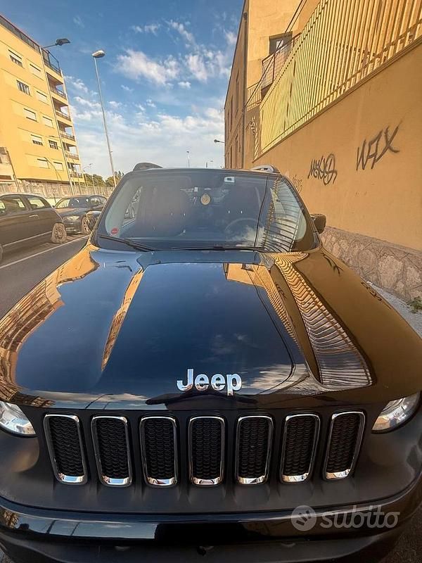 Usata Jeep Renegade Longitude 120 CV (88 kW) 2016 Nero SUV