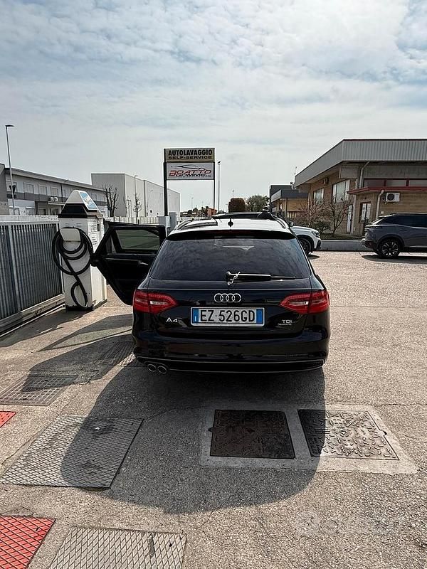 Usata Audi A4 S-Line 190 CV (139 kW) 2015 Nero Station wagon