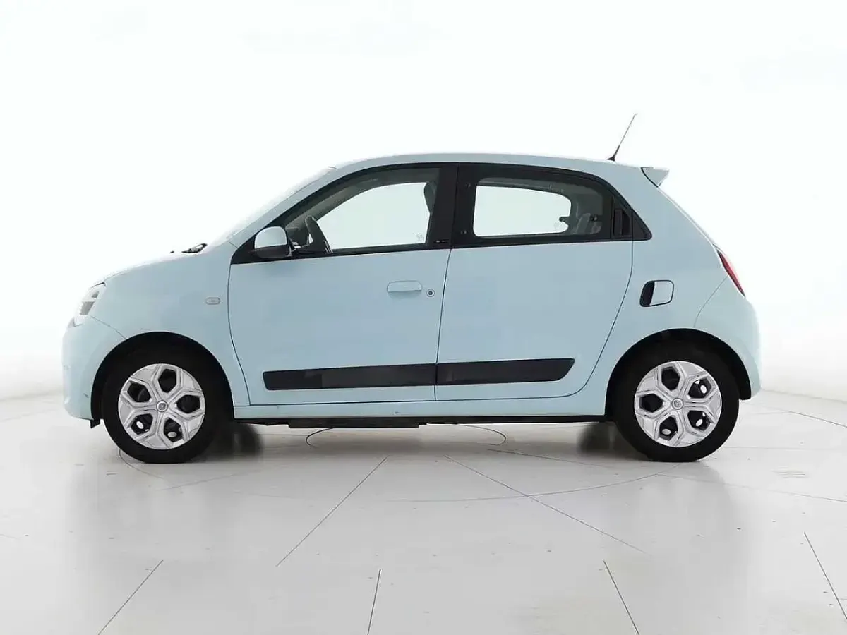 Usata Renault Twingo Zen 30 kW (42 CV) 2021 Blu Utilitaria