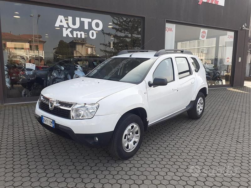Usata Dacia Duster Lauréate 110 CV (80 kW) 2012 Bianco SUV