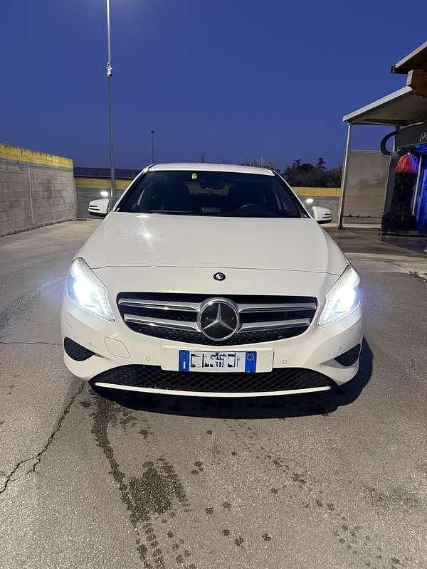 Usata Mercedes A180 109 CV (80 kW) 2012 Berlina
