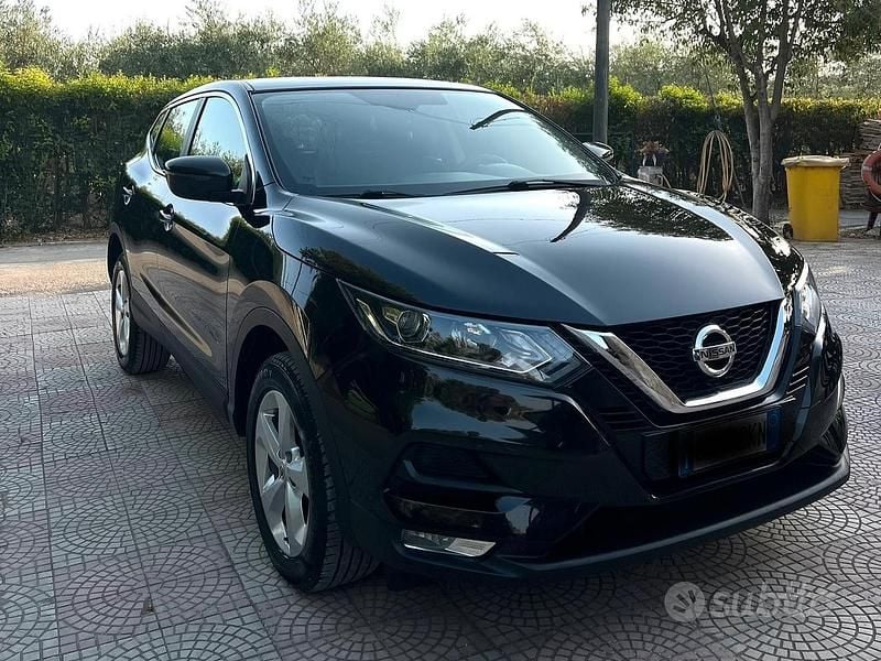 Usado Nissan Qashqai 116 CV (85 kW) 2020 Negro SUV