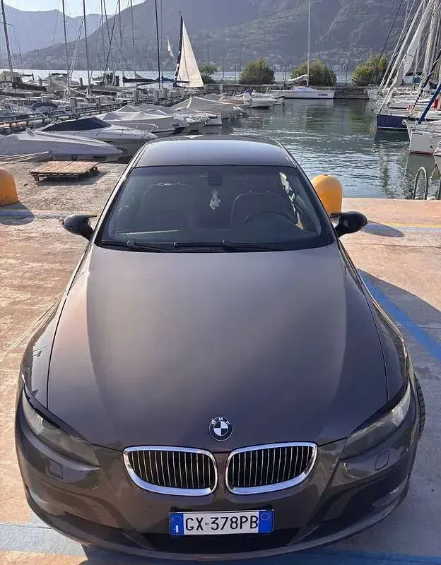Usata BMW 325 218 CV (160 kW) 2009 Coupé