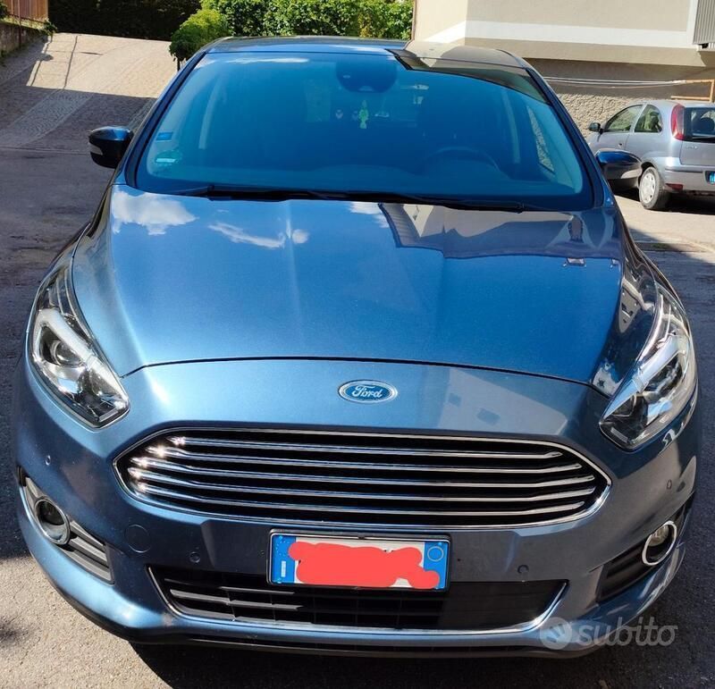 Usata Ford S-MAX S 190 CV (139 kW) 2019 Blu Monovolume