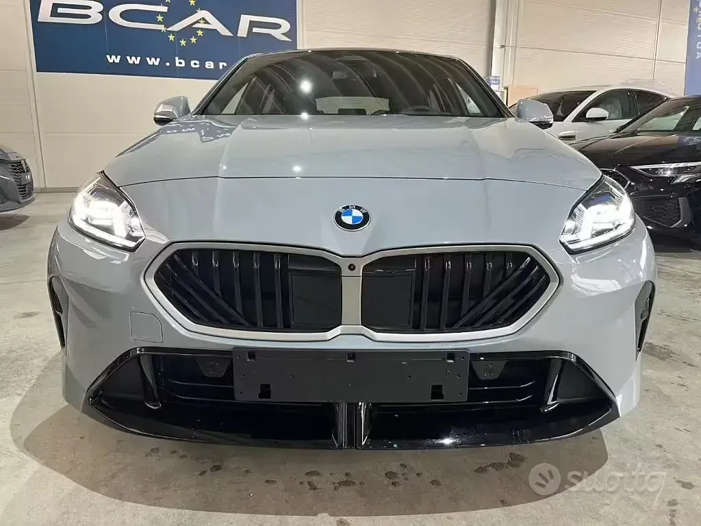 Usata BMW 120 M Sport 170 CV (125 kW) 2025 Grigio Utilitaria