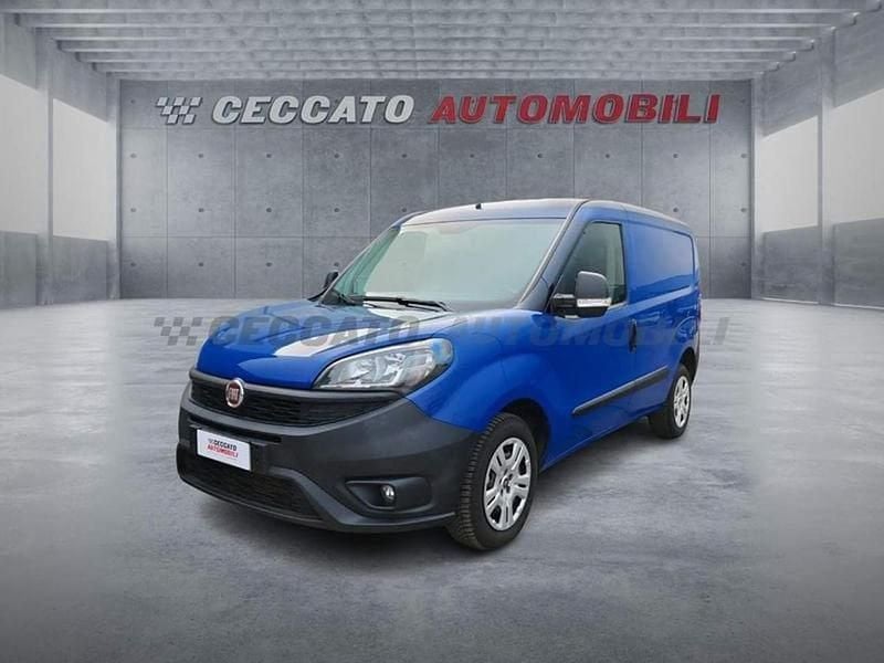 Usata Fiat Doblò 95 CV (69 kW) 2018 Blu Monovolume