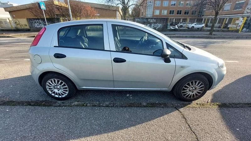 Usata Fiat Punto Street 77 CV (56 kW) 2017 Berlina