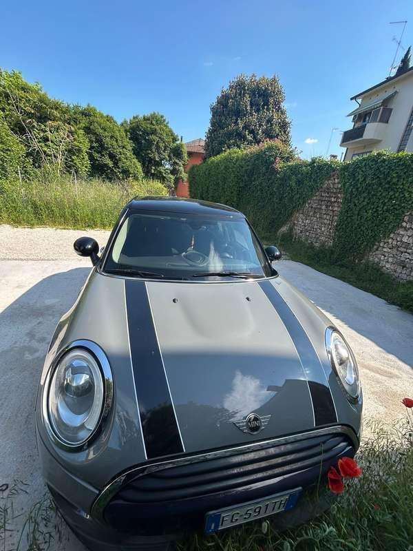 Grigio Usata 2017 Mini Cooper D Due volumi | 15.500 € (Buon prezzo) - Immagine 1/4