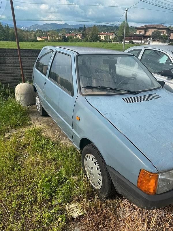 Usata Fiat Uno 45 CV (33 kW) 1983 Blu Utilitaria