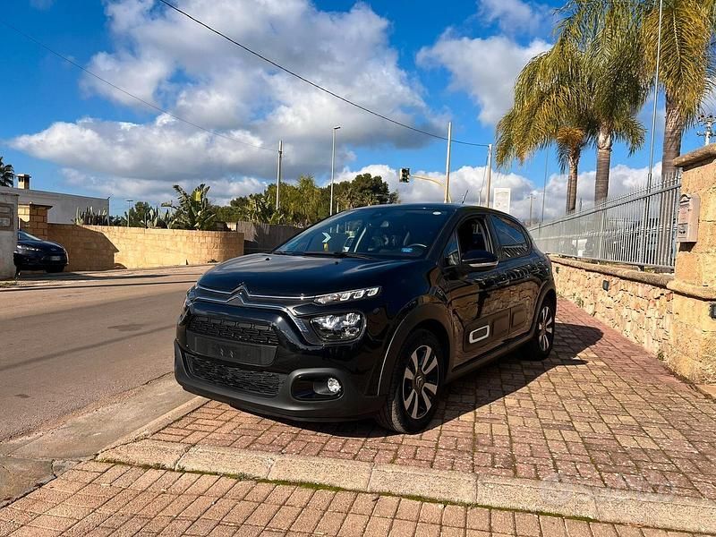 Usata Citroën C3 PureTech 110 CV (80 kW) 2024 Nero Berlina