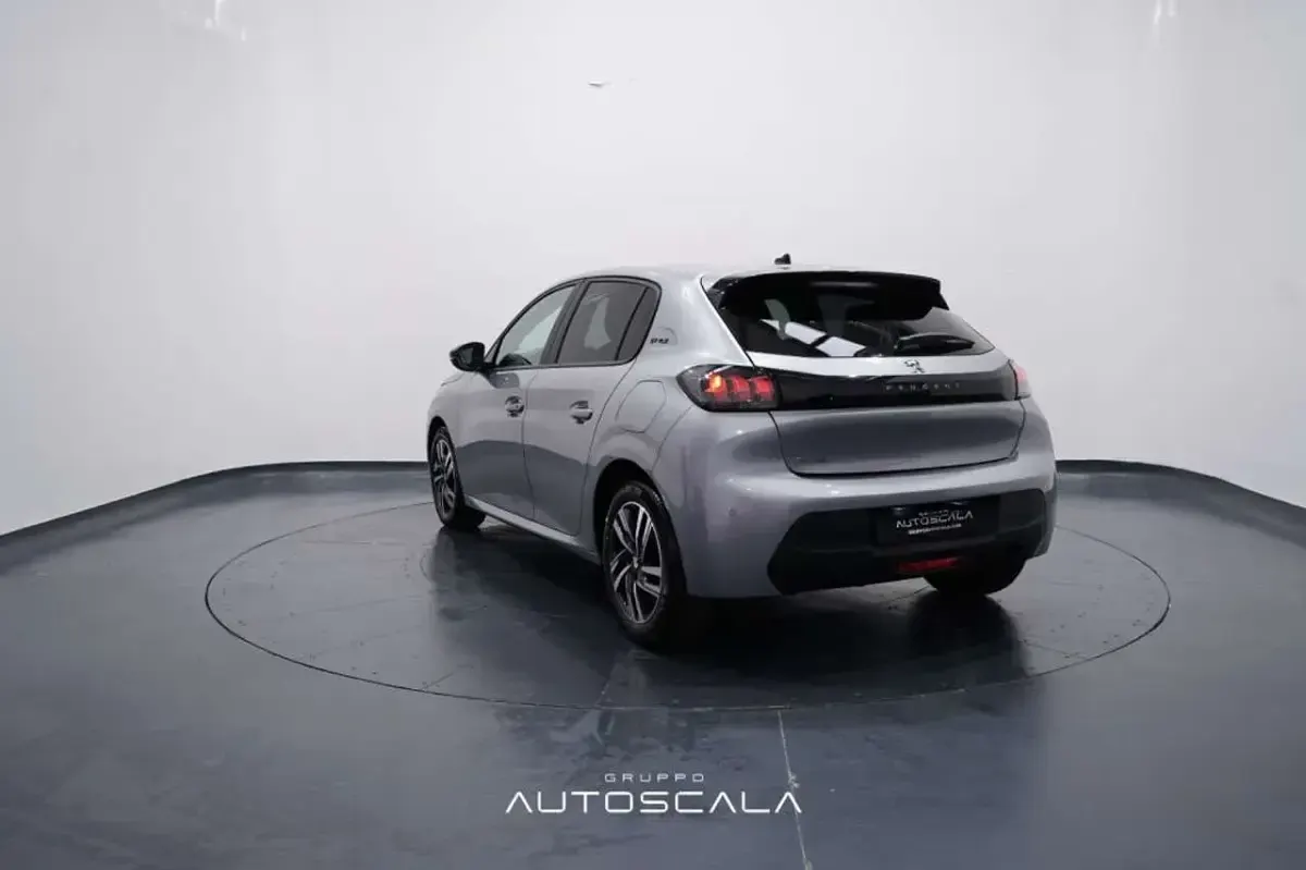 Usata Peugeot 208 Style 75 CV (55 kW) 2024 Grigio artense met. Utilitaria