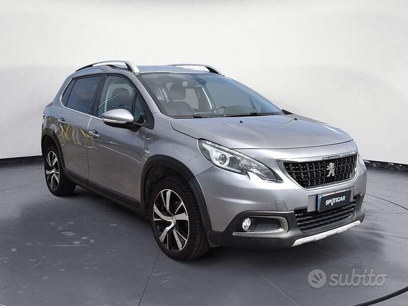 Usata Peugeot 2008 Allure 102 CV (75 kW) 2019 Grigio SUV