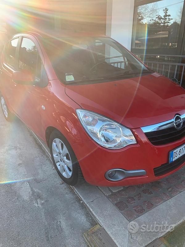 Usata Opel Agila 86 CV (63 kW) 2008 Rosso Utilitaria