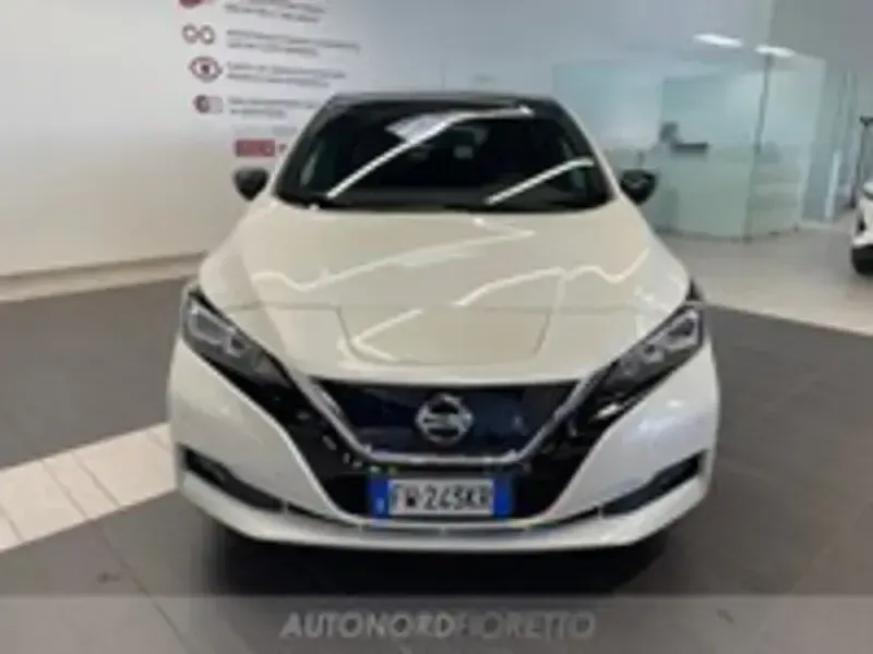 Usata Nissan Leaf N-Connecta 110 kW (150 CV) 2019 Bianco Utilitaria