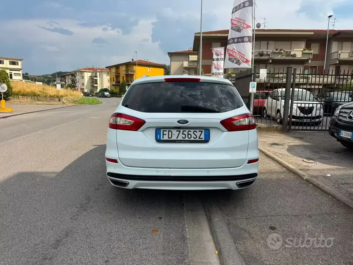 Usata Ford Mondeo ST-Line 210 CV (154 kW) 2016 Bianco Station wagon