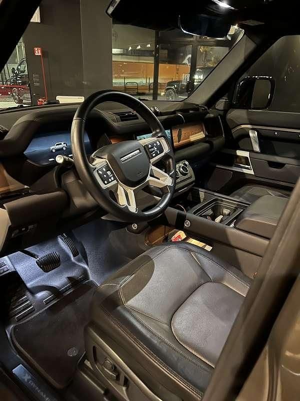 Usata Land Rover Defender HSE Dynamic 200 CV (147 kW) 2024 SUV