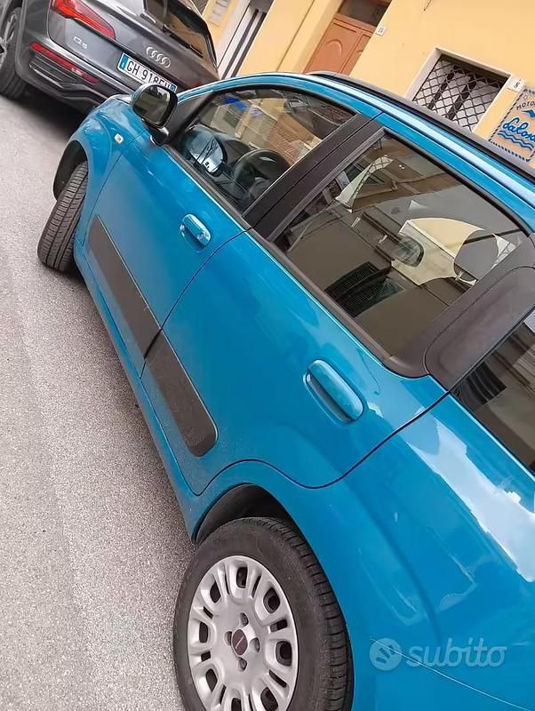 Usata Fiat Panda 75 CV (55 kW) 2014 Blu Utilitaria