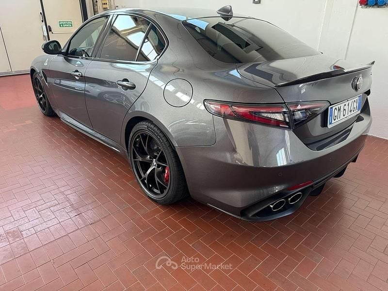 Usata Alfa Romeo Giulia Quadrifoglio 510 CV (375 kW) 2023 Grigio Berlina