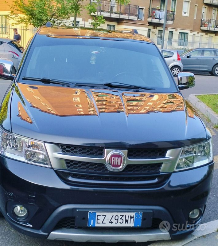 Usata Fiat Freemont 170 CV (125 kW) 2015 Nero SUV