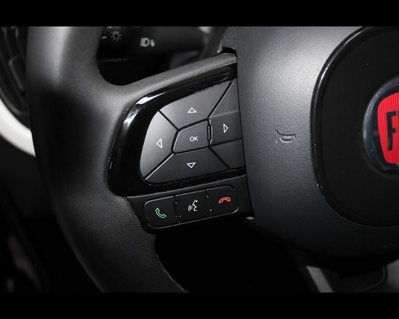 Usata Fiat Panda Cross Cross 69 CV (50 kW) 2025 Nero Utilitaria