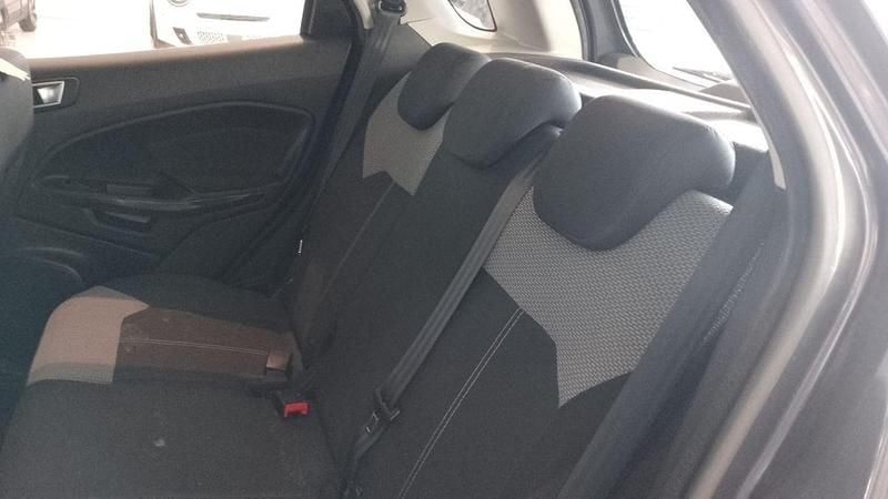 Usata Ford Ecosport Titanium 95 CV (69 kW) 2017 Grigio SUV