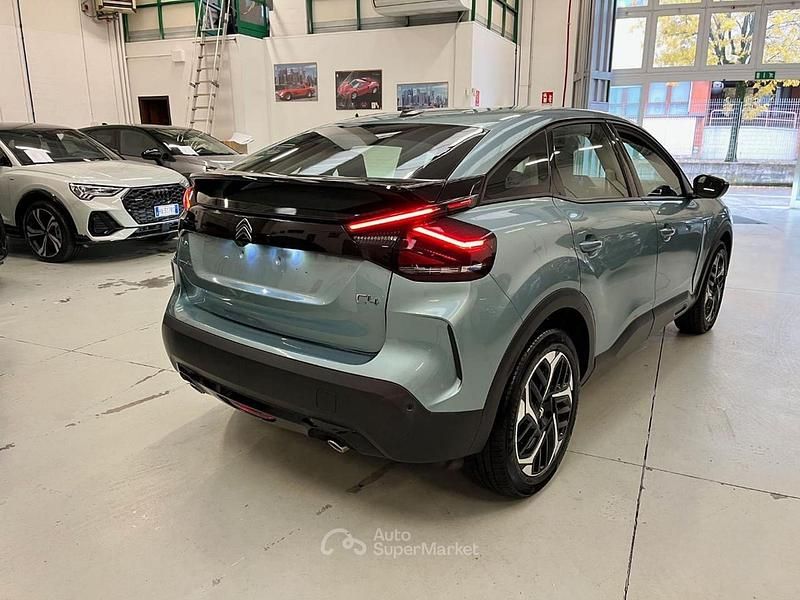 Usata Citroën C4 PureTech 131 CV (96 kW) 2022 Verde Berlina