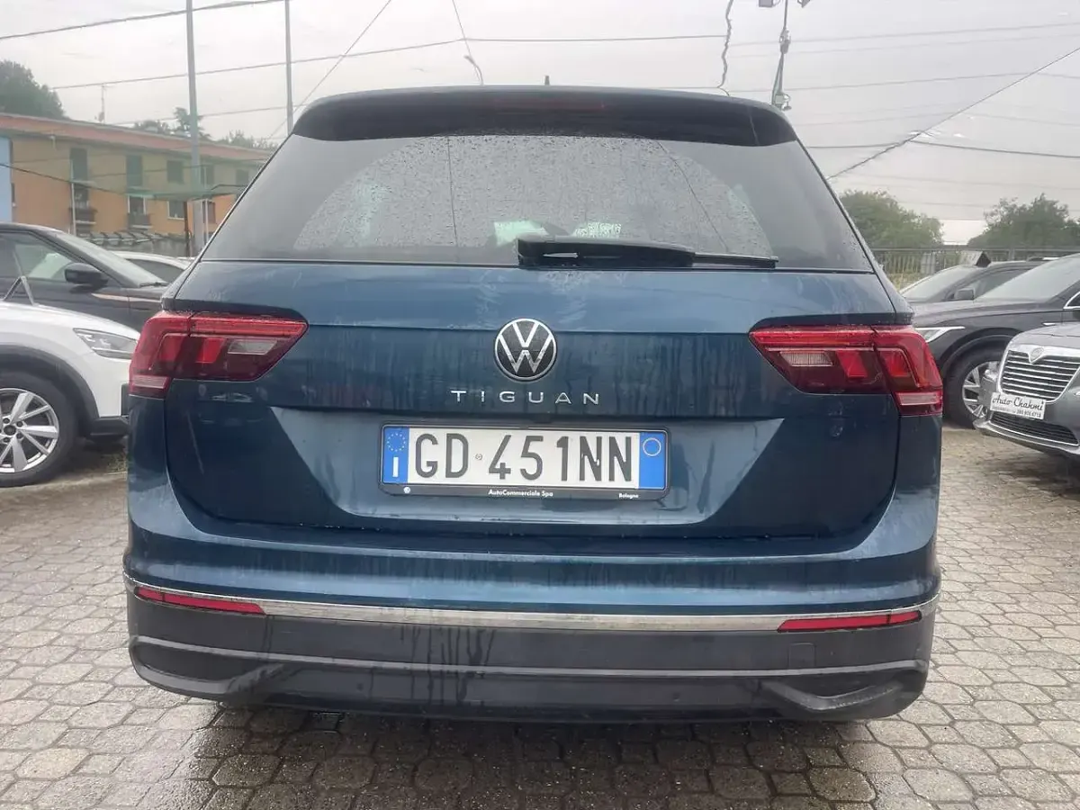 Usata VW Tiguan Life 122 CV (89 kW) 2021 Blu/azzurro SUV