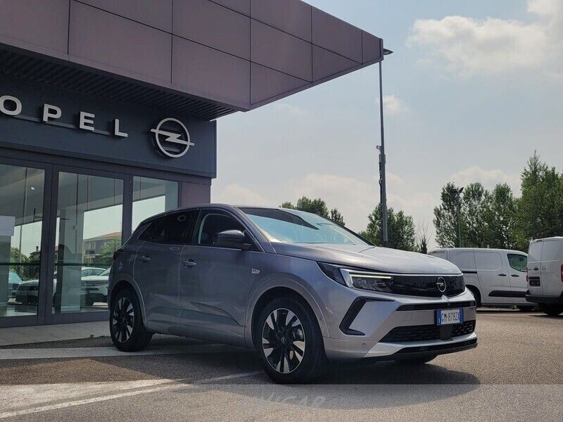 Grigio Usata 2023 Opel Grandland X Business Elegance SUV | 21.500 € (Cara) - Immagine 1/4