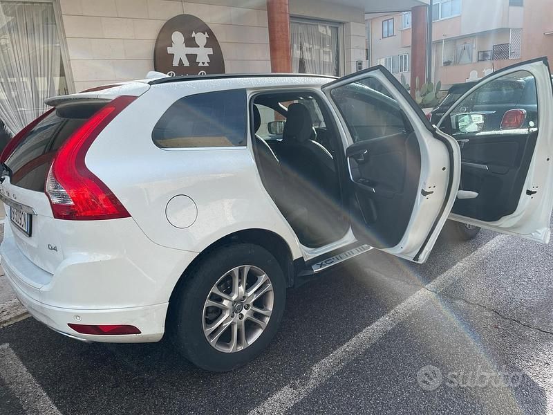 Usata Volvo XC60 2015 Bianco SUV