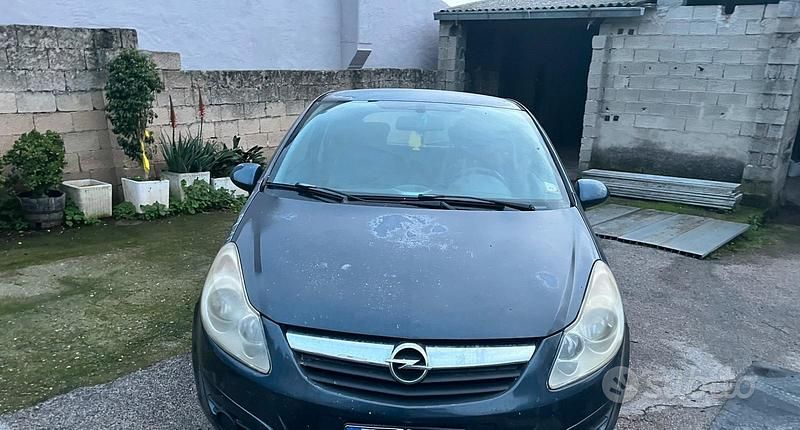 Usata Opel Corsa 58 CV (42 kW) 2009 Blu Berlina