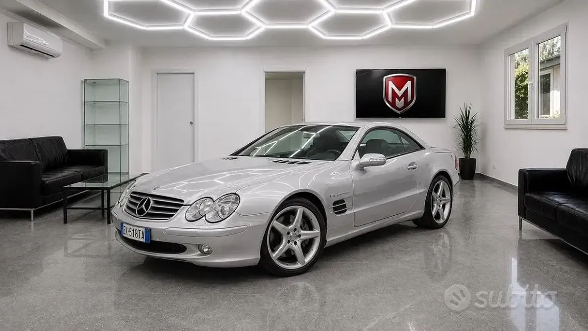 Usata Mercedes SL500 306 CV (225 kW) 2002 Grigio Cabrio