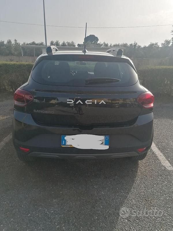 Usata Dacia Sandero Expression 100 CV (73 kW) 2022 Nero Berlina