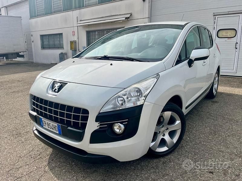 Usata Peugeot 3008 112 CV (82 kW) 2012 Bianco Station wagon