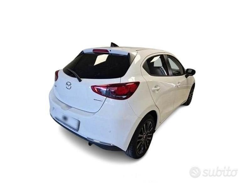 Usata Mazda 2 Homura-Line 75 CV (55 kW) 2023 Bianco Utilitaria