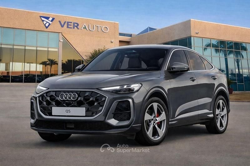 Nuova Audi Q5 S-Line 204 CV (150 kW) 2026 Gray SUV