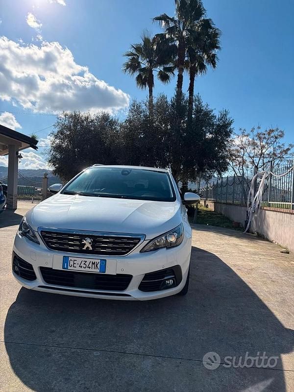 Usata Peugeot 308 SW Allure 130 CV (95 kW) 2021 Bianco Station wagon