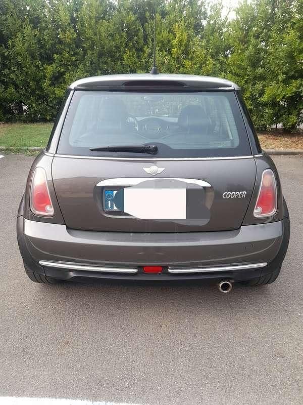 Usata Mini Cooper 120 CV (88 kW) 2006 Grigio Utilitaria