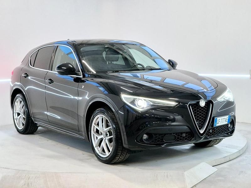 Usata Alfa Romeo Stelvio Veloce 210 CV (154 kW) 2021 Nero SUV
