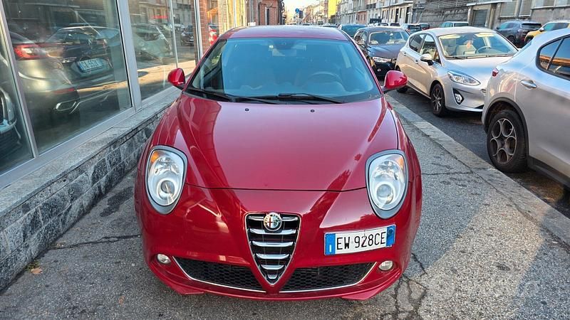 Usata Alfa Romeo MiTo Distinctive 84 CV (61 kW) 2014 Rosso Utilitaria