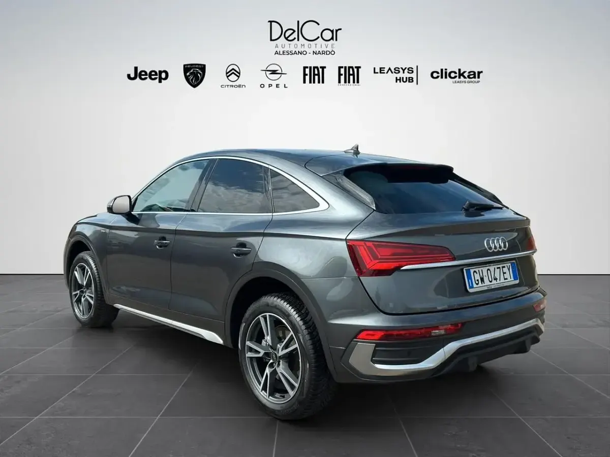 Usata Audi Q5 Ambiente 203 CV (149 kW) 2024 Grigio SUV
