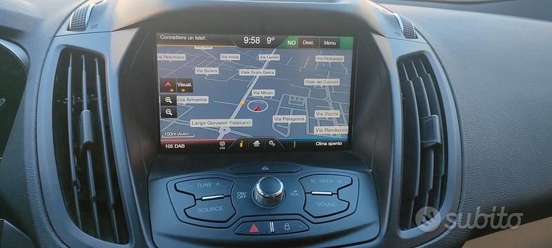 Usata Ford Kuga Titanium 120 CV (88 kW) 2016 Bianco SUV