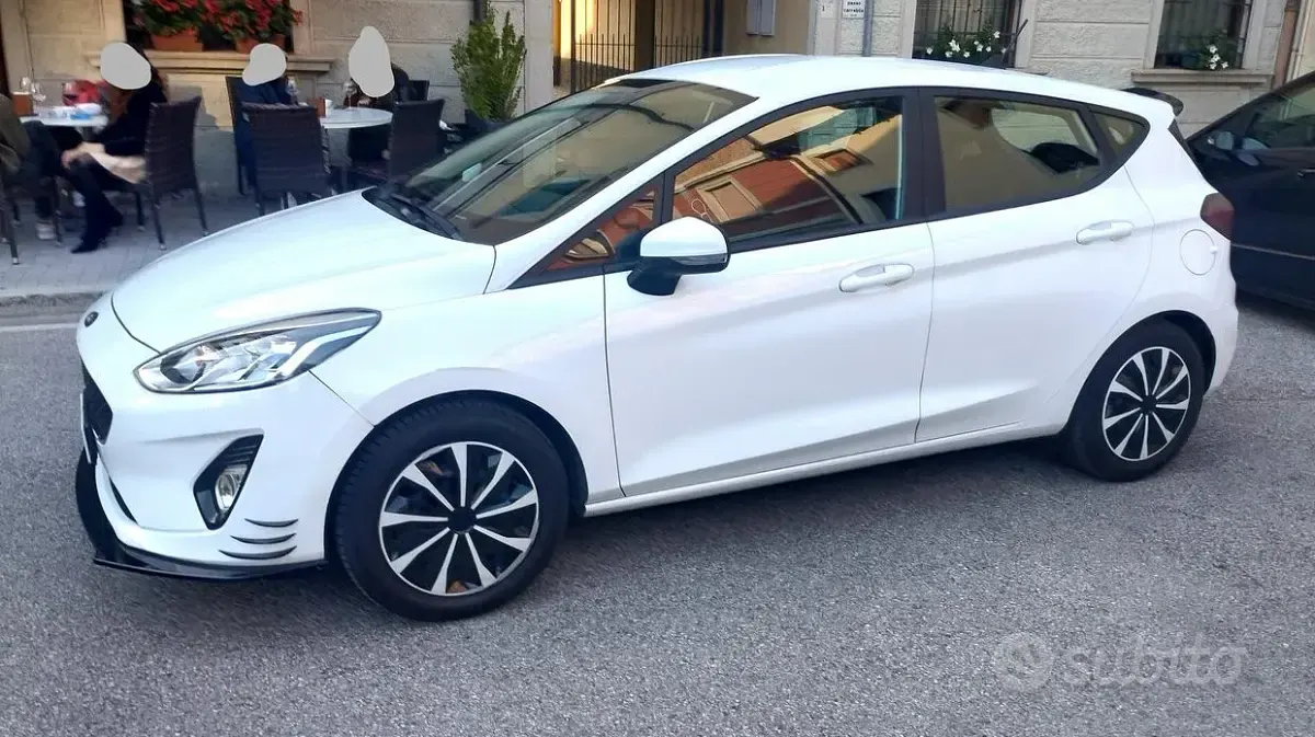 Usata Ford Fiesta 75 CV (55 kW) 2020 Bianco Utilitaria