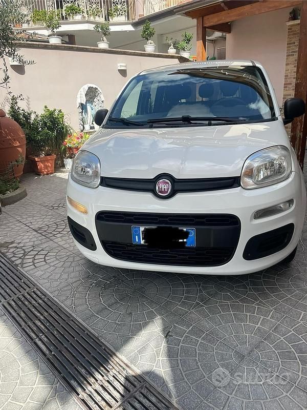 Bianco Usata 2018 Fiat Panda Due volumi | 6190 € (Buon prezzo) - Immagine 1/4