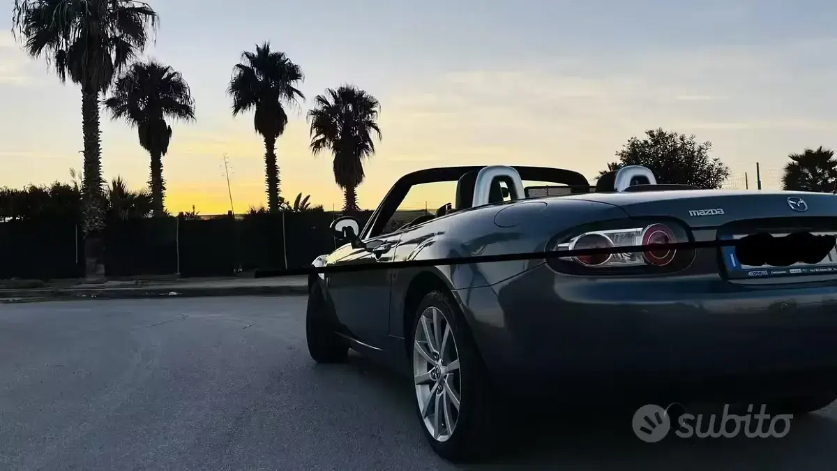 Usata Mazda MX5 Edition 160 CV (117 kW) 2006 Grigio Cabrio