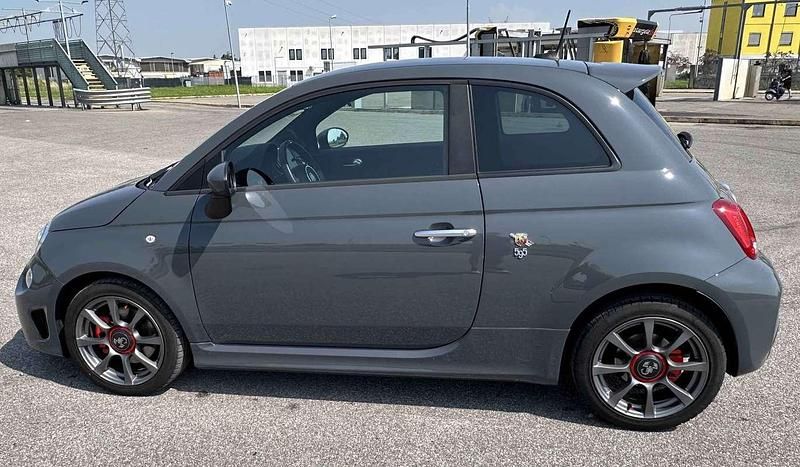 Usata Abarth 595 145 CV (106 kW) 2021 Grigio Utilitaria
